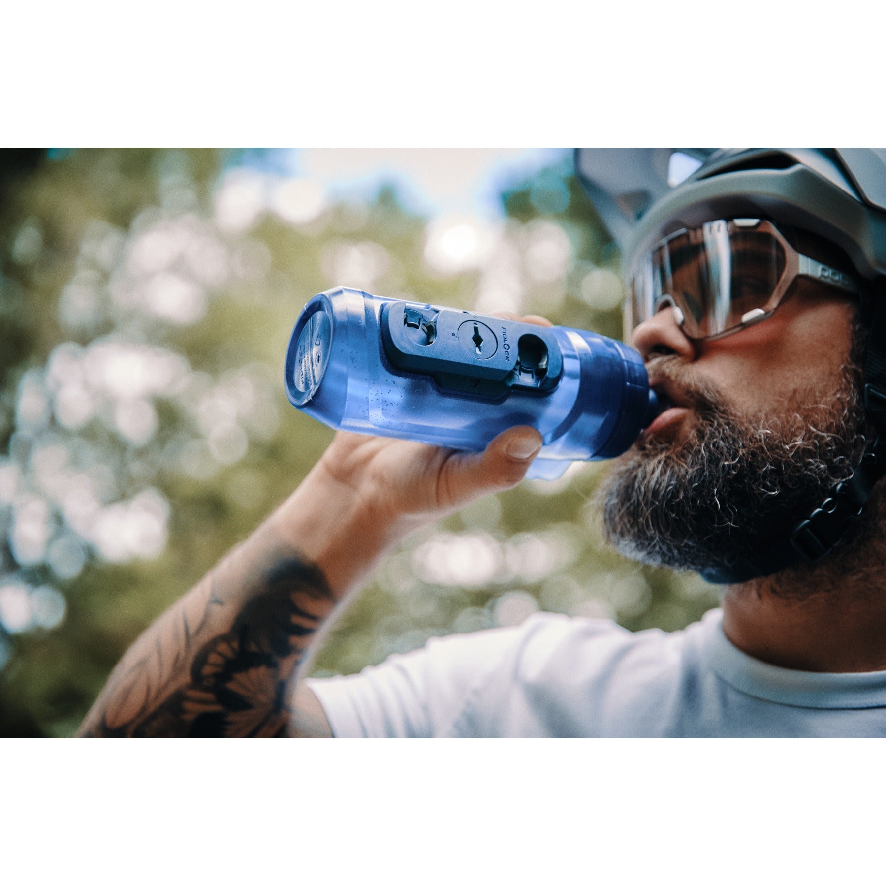FIDLOCK TWIST BOTTLE 590 + BIKE BASE