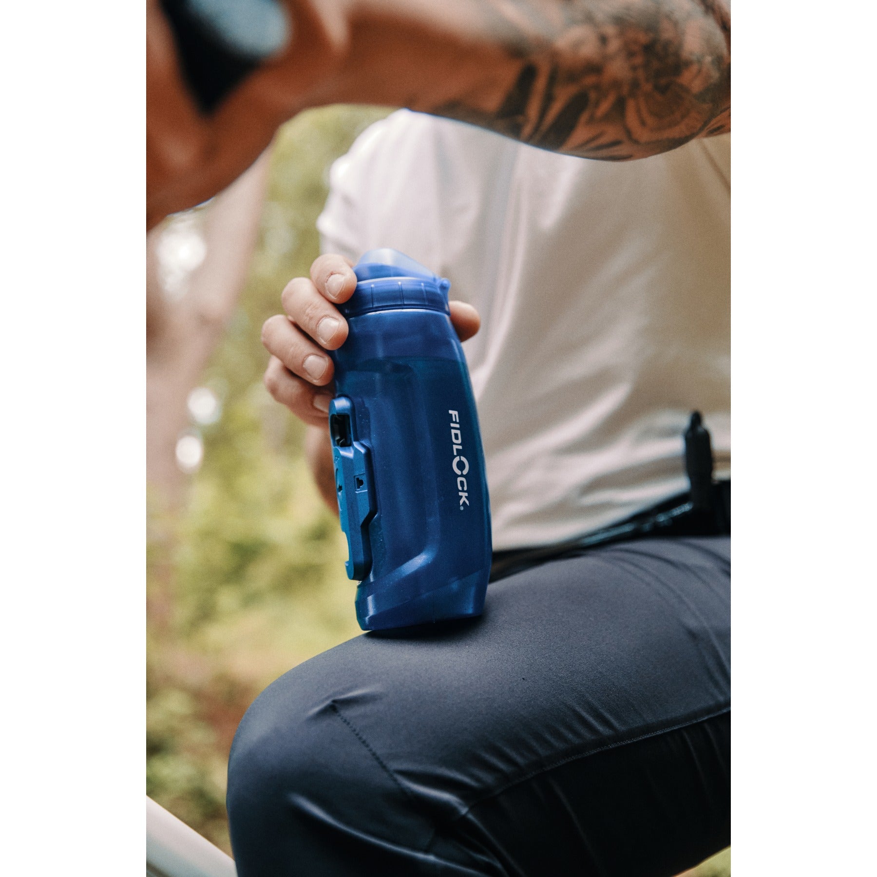 FIDLOCK TWIST BOTTLE 590 + BIKE BASE