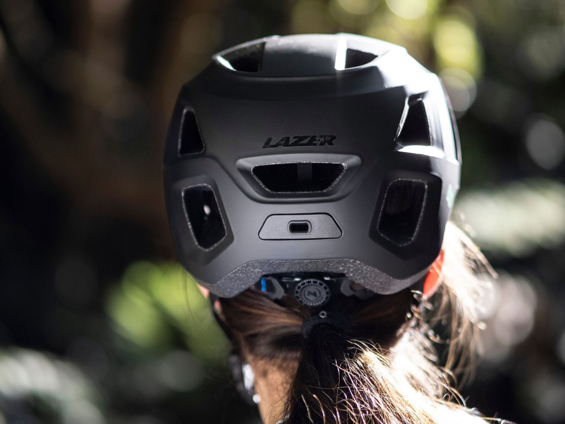 LAZER FINCH KINETICORE UNI-YOUTH HELMET