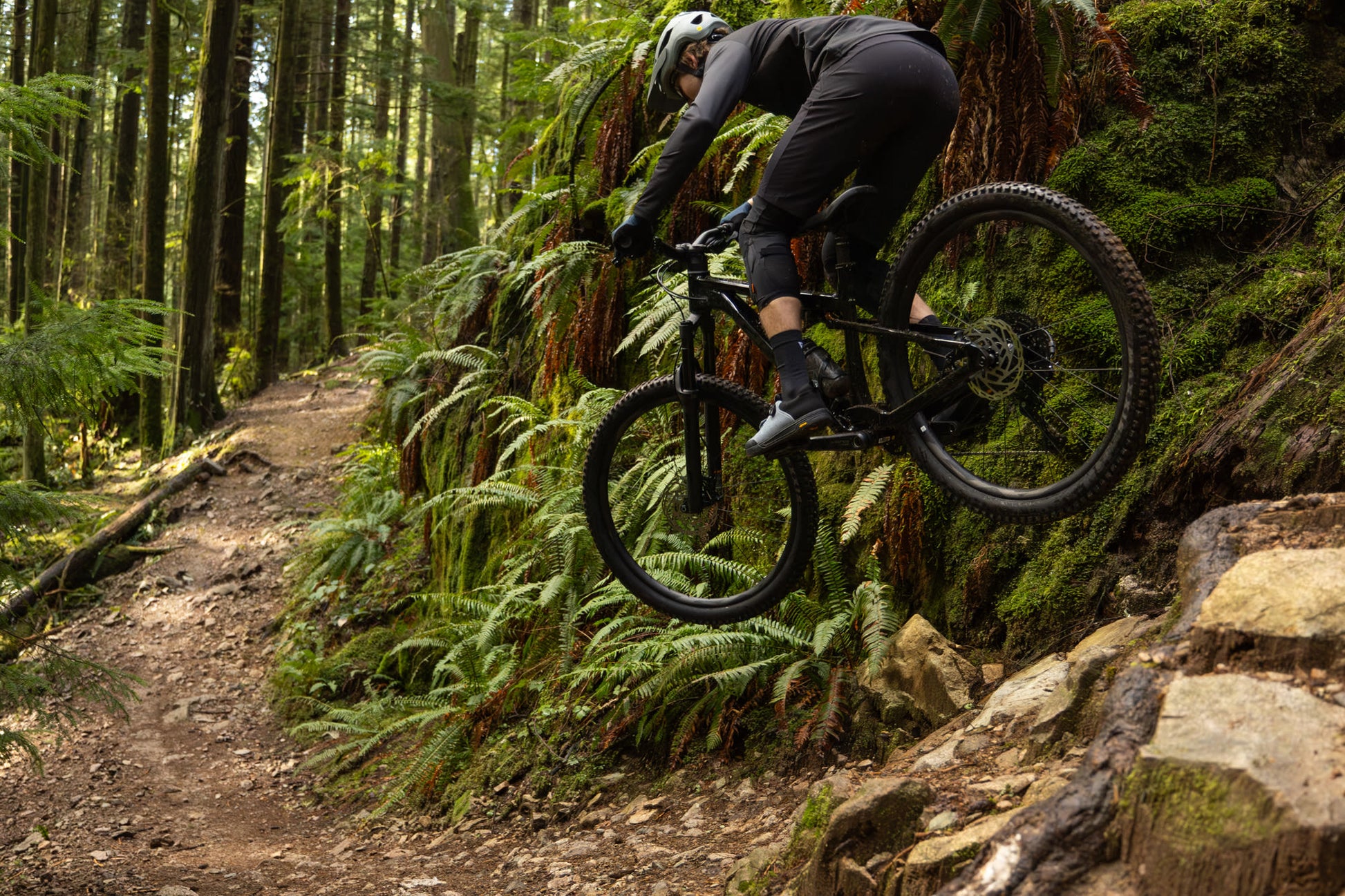 GIANT STANCE FULL SUSPENSION MTB BIKE 2027 BLACK
