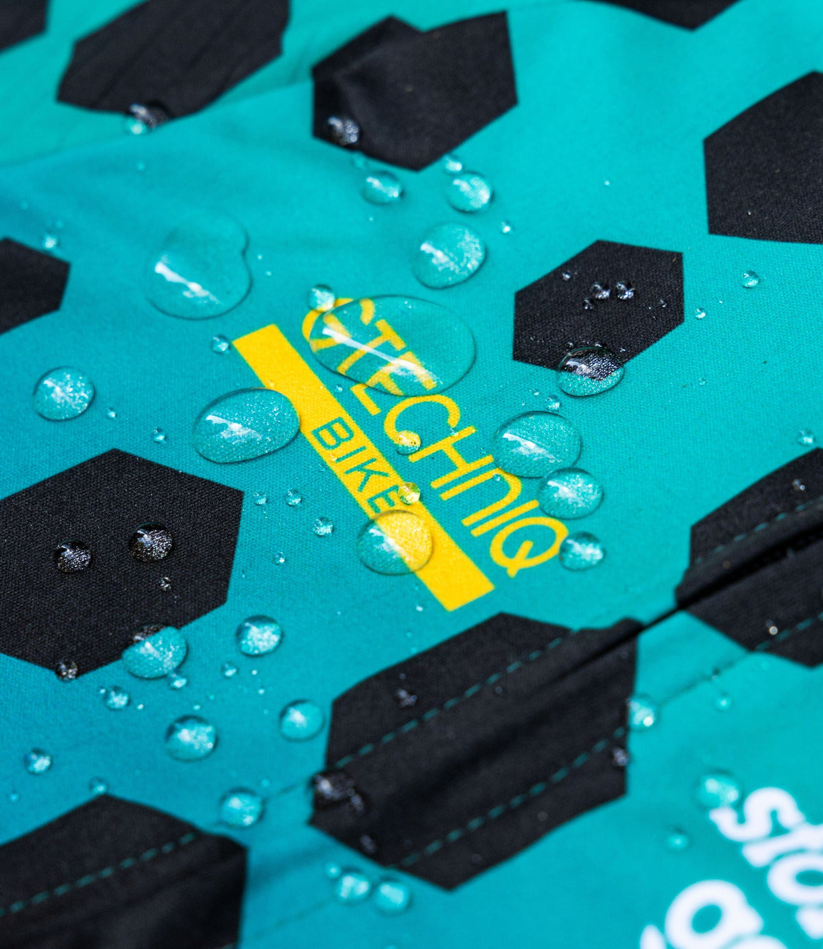 GTECHNIQ FABRIC PROOF 250ml