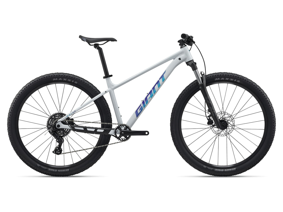 GIANT TALON 2 HARDTAIL MTB BIKE 2027 GLOSS ICICLE WHITE