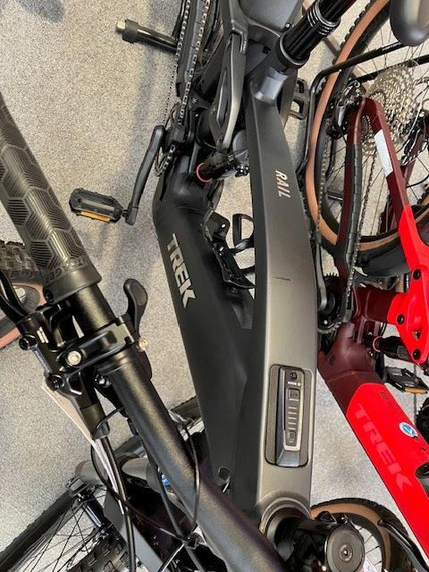 TREK RAIL+ 5 GEN 5 FULL SUSPENSION eMTB BIKE 2026 LITHIUM GREY **SCRATCHED**