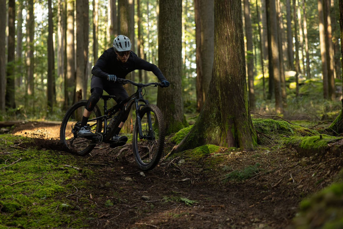 GIANT STANCE FULL SUSPENSION MTB BIKE 2027 BLACK