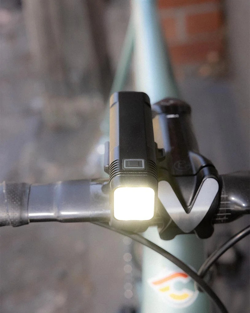 KNOG BLINDER 1000 FRONT BIKE LIGHT
