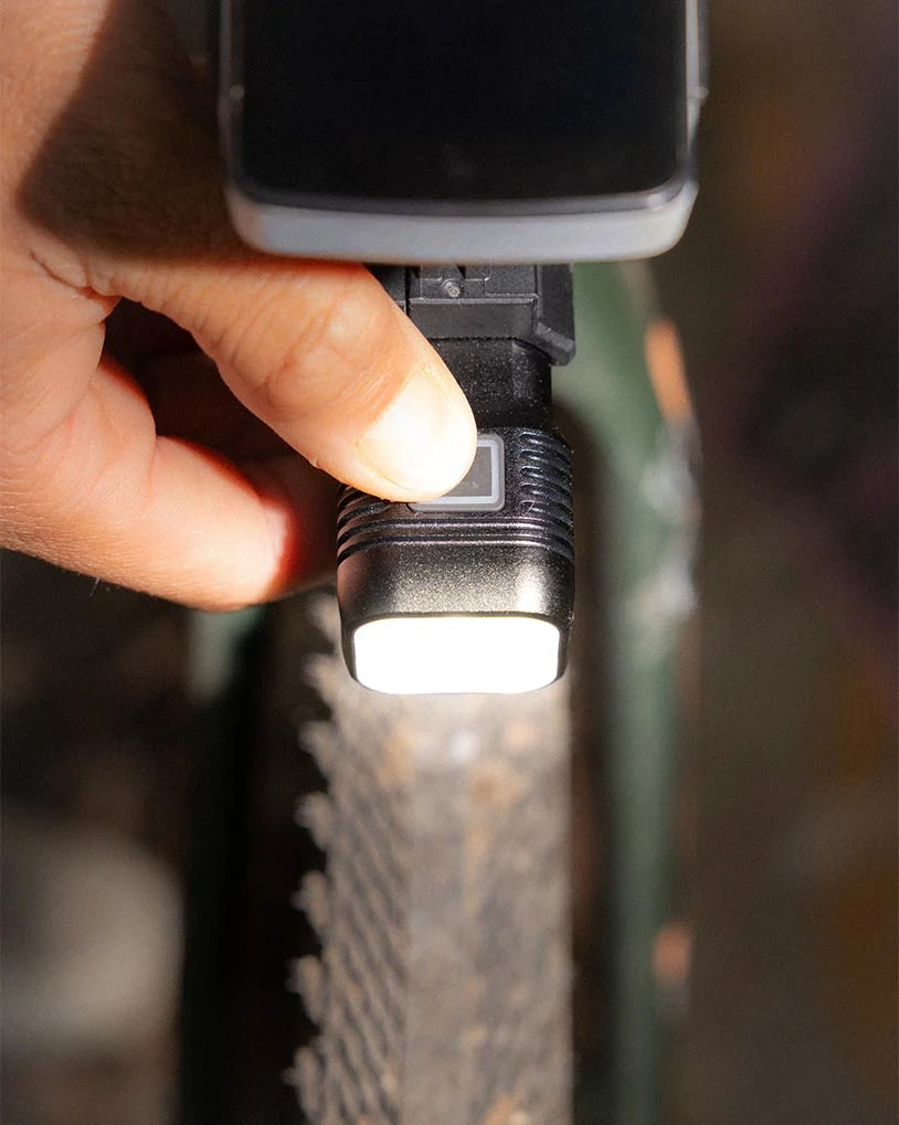 KNOG BLINDER 1400 FRONT BIKE LIGHT