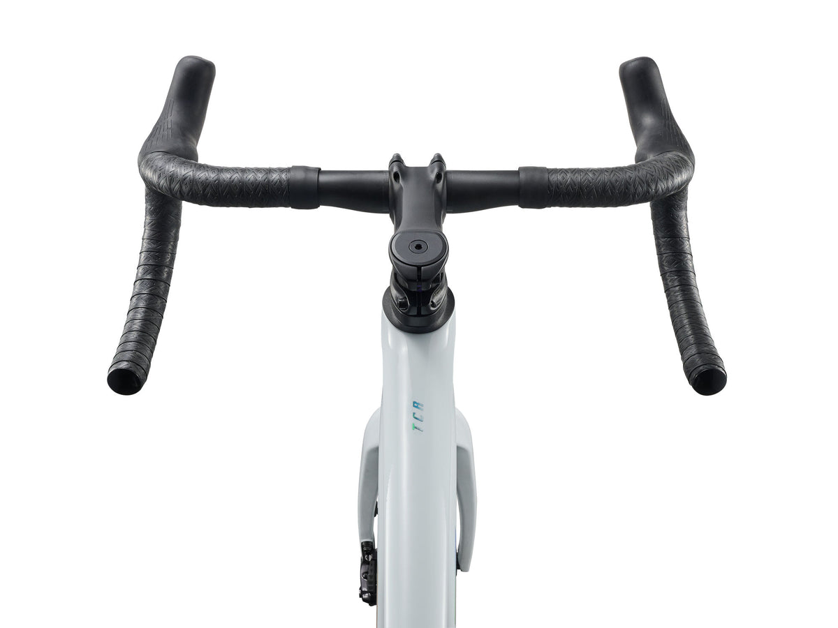 GIANT TCR ADVANCED PRO 0 Di2 ROAD BIKE 2027 ICICLE WHITE