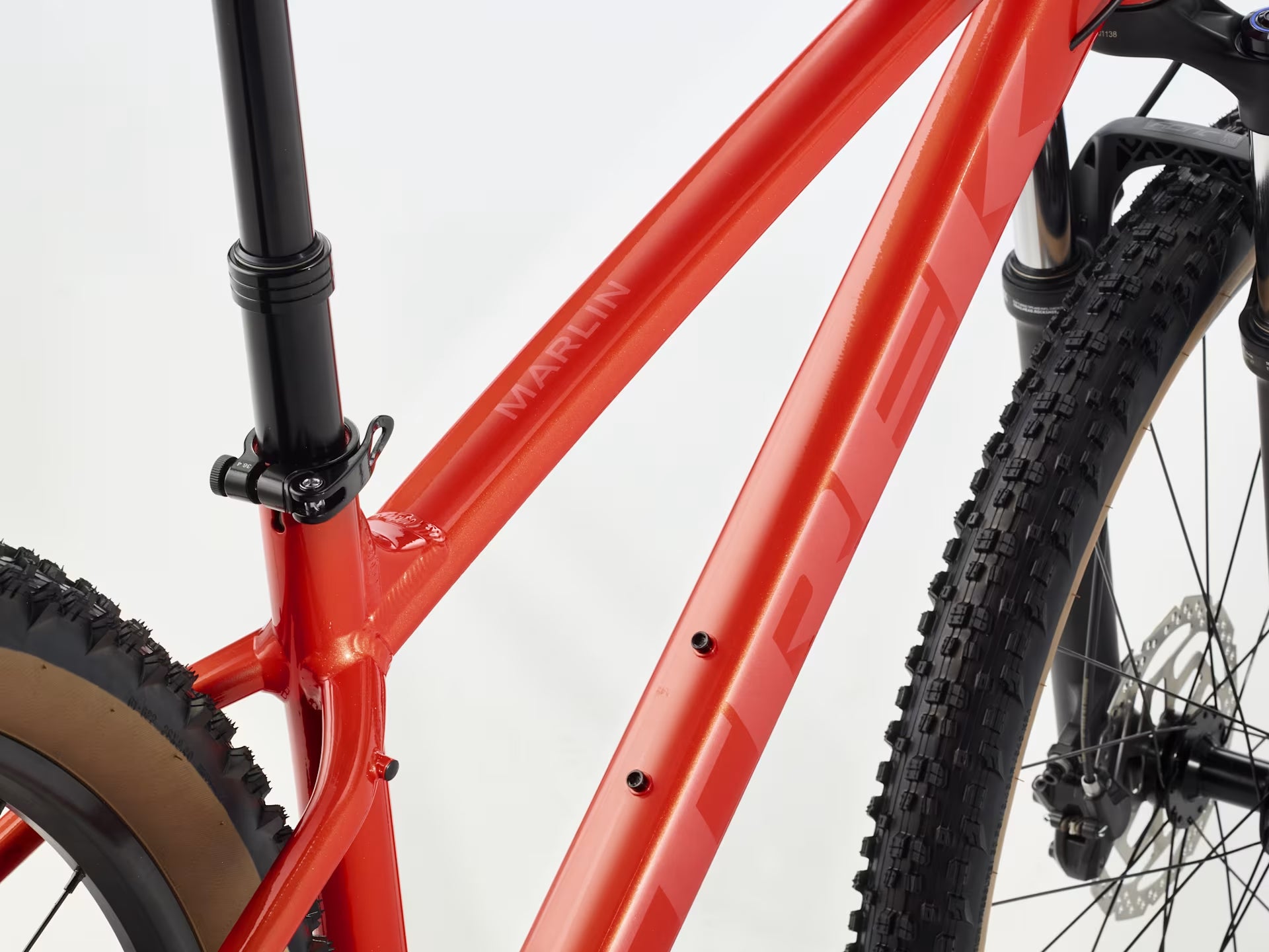 TREK MARLIN 6 GEN 3 MTB BIKE 2026 GLOSS LAVA