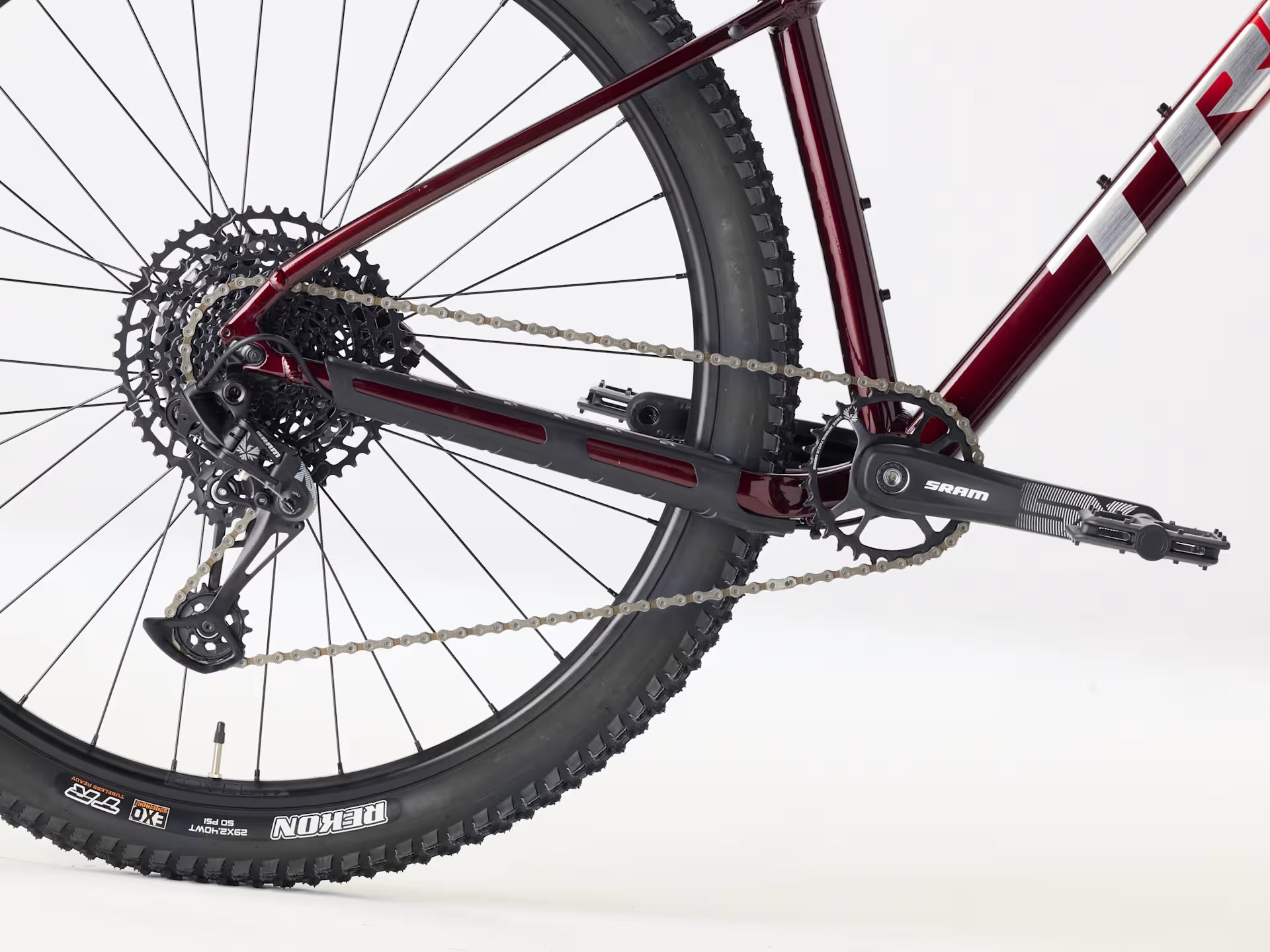 TREK MARLIN 7 GEN 3 MTB BIKE 2026 FURY RED/LITHIUM GREY FADE