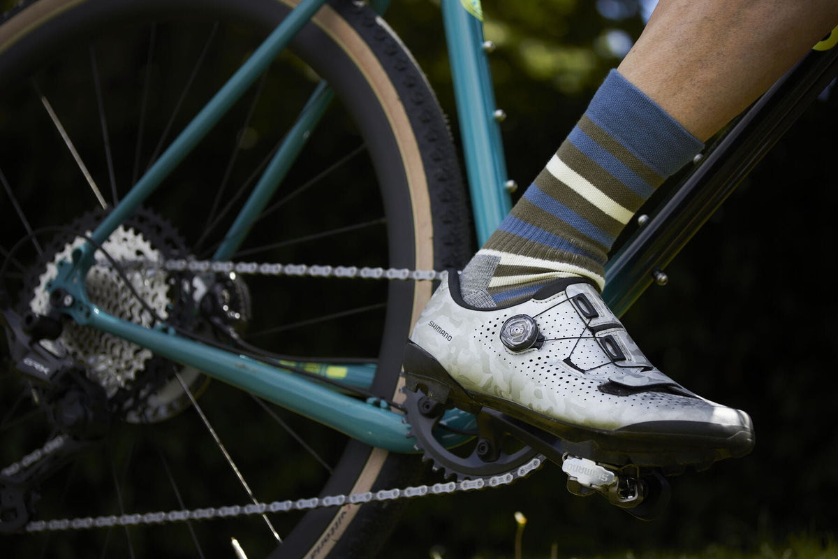 MADISON ROAM ISOLER MERINO 4 SEASON SOCKS SLATE BLUE