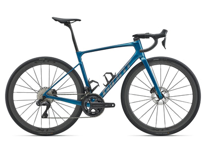 GIANT DEFY ADVANCED PRO 0 ROAD BIKE 2027 GLOSS LUMINOUS LAGOON/CHROME