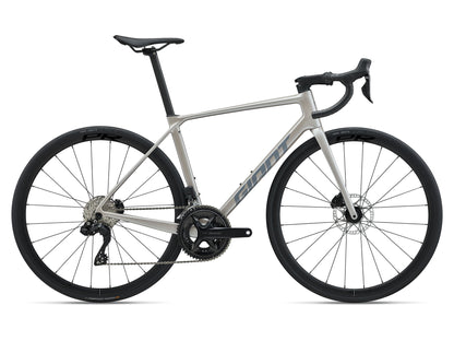 GIANT TCR ADVANCED 1 105 Di2 ROAD BIKE 2027 CAMEL SILK