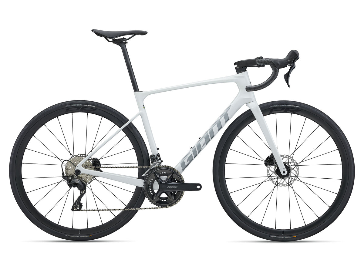 GIANT DEFY ADVANCED 2 ROAD BIKE 2027 PEARL WHITE