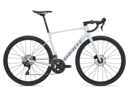 GIANT DEFY ADVANCED 2 ROAD BIKE 2027 PEARL WHITE