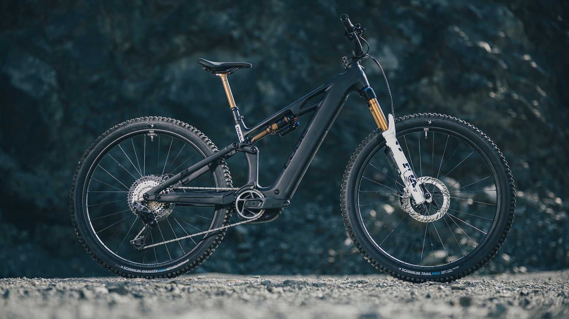 CUBE STEREO HYBRID ONE44 HPC AT 800 FS eMTB BIKE 2027 CARBON 'N' WHITE
