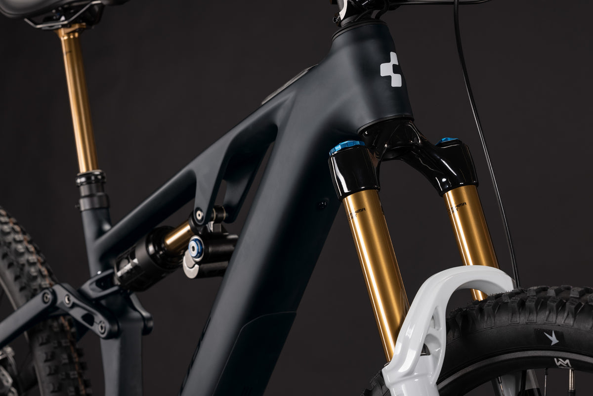 CUBE AMS HYBRID 177 C:62 AT 600X eMTB BIKE 2027 CARBON 'N' WHITE
