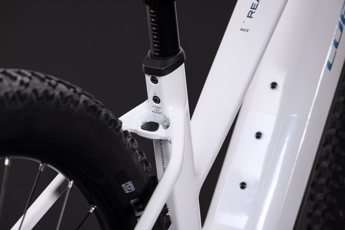 CUBE REACTION HYBRID RACE 800 eMTB BIKE 2027 SNOW 'N' BLACK (TRAPEZE)