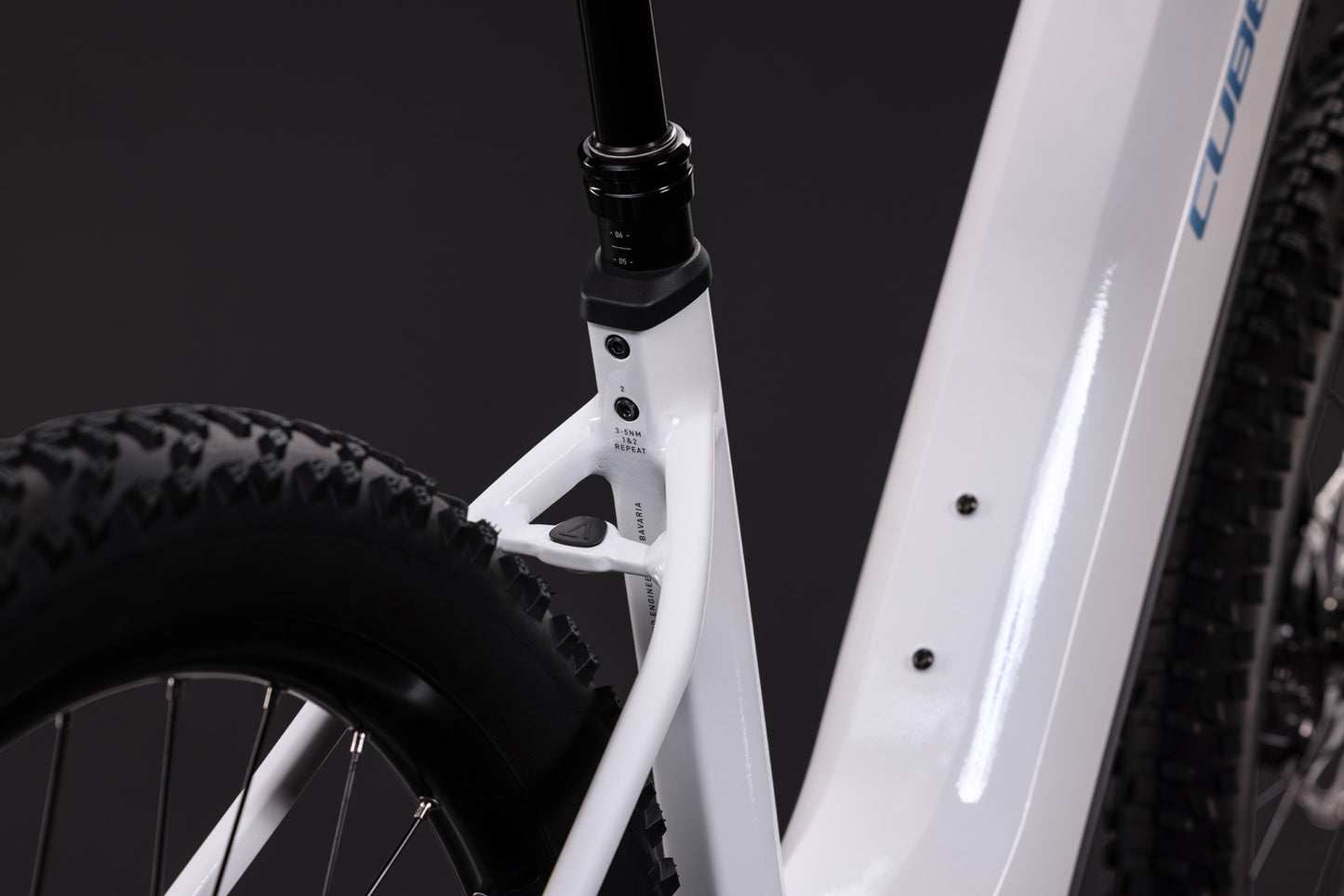 CUBE REACTION HYBRID RACE 800 eMTB BIKE 2027 SNOW 'N' BLACK (EASY ENTRY)