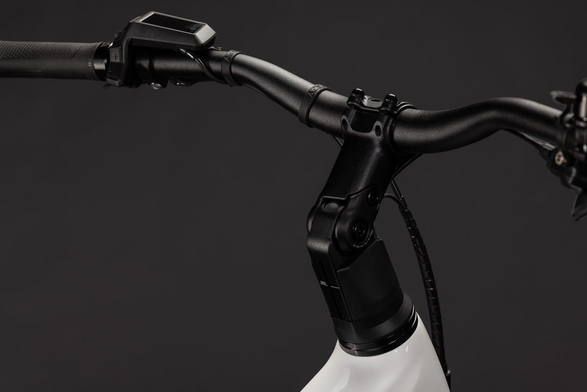 CUBE NURIDE HYBRID PERFORMANCE 720 HYBRID eBIKE 2027 METALLICWHITE 'N' GREY