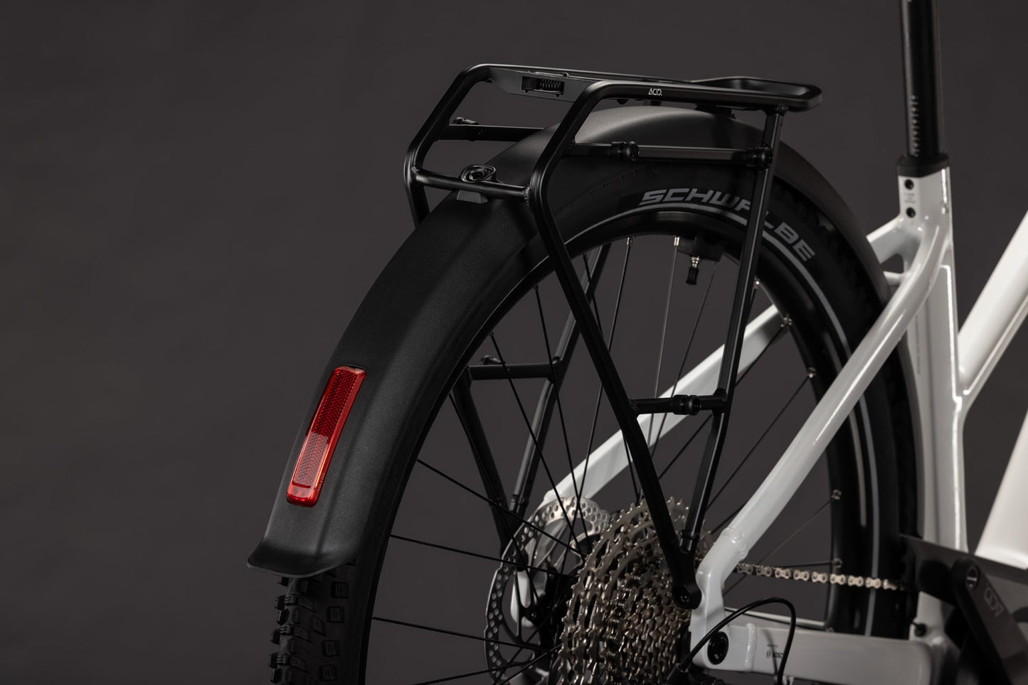 CUBE NURIDE HYBRID PERFORMANCE 720 HYBRID eBIKE 2027 METALLICWHITE 'N' GREY (TRAPEZE)