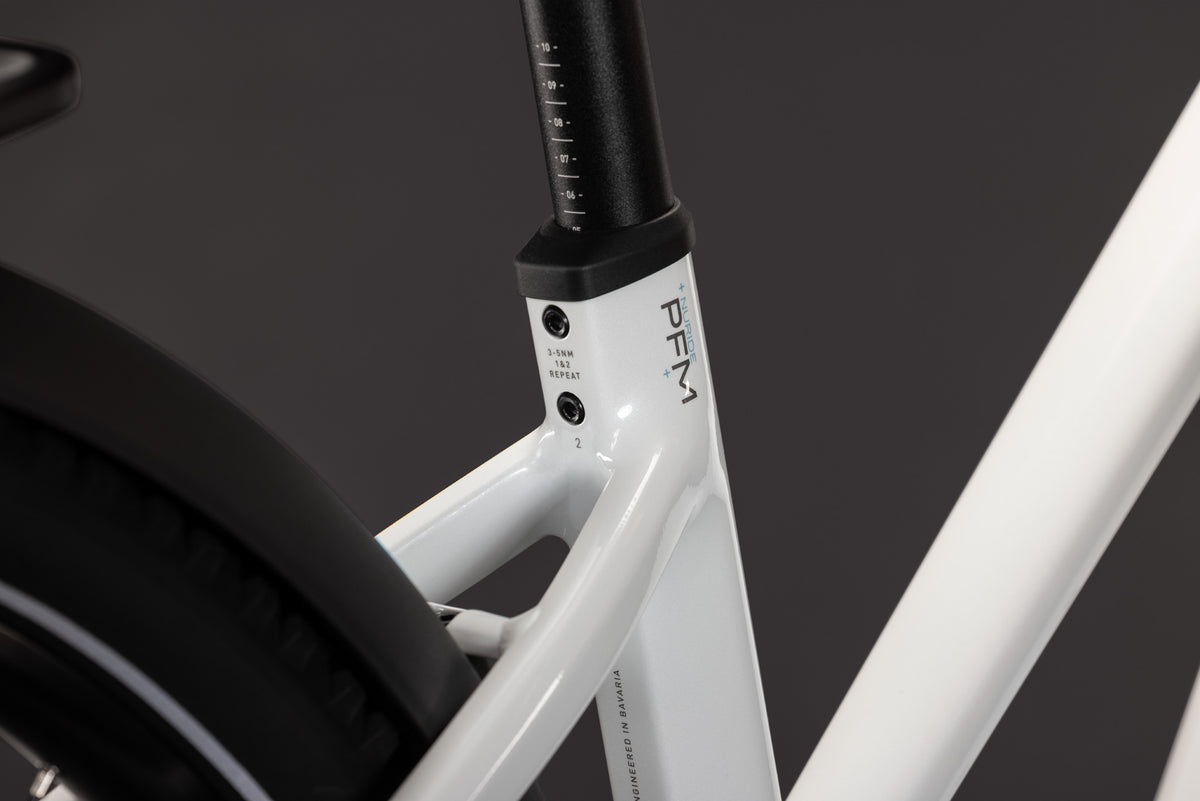 CUBE NURIDE HYBRID PERFORMANCE 720 HYBRID eBIKE 2027 METALLICWHITE 'N' GREY (TRAPEZE)
