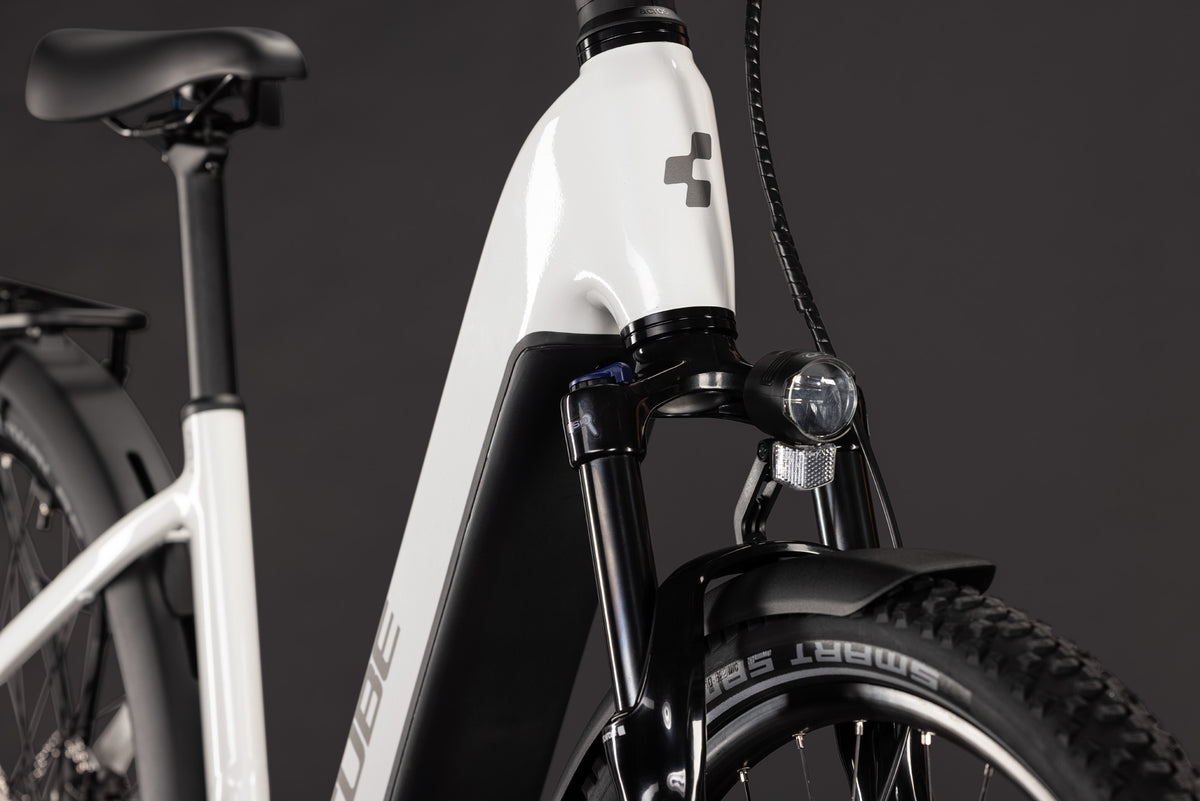 CUBE NURIDE HYBRID PERFORMANCE 720 HYBRID eBIKE 2027 METALLICWHITE 'N' GREY (EASY ENTRY)
