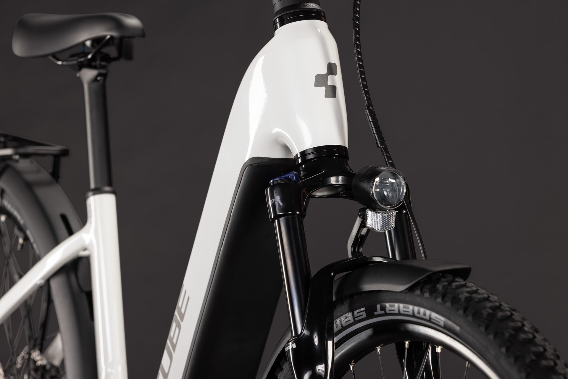 CUBE NURIDE HYBRID PERFORMANCE 720 HYBRID eBIKE 2027 METALLICWHITE 'N' GREY (EASY ENTRY)