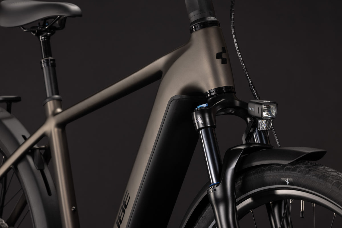 CUBE TOURING HYBRID PRO 800 URBAN eBIKE 2027 METALLICUMBRA 'N' BLACK