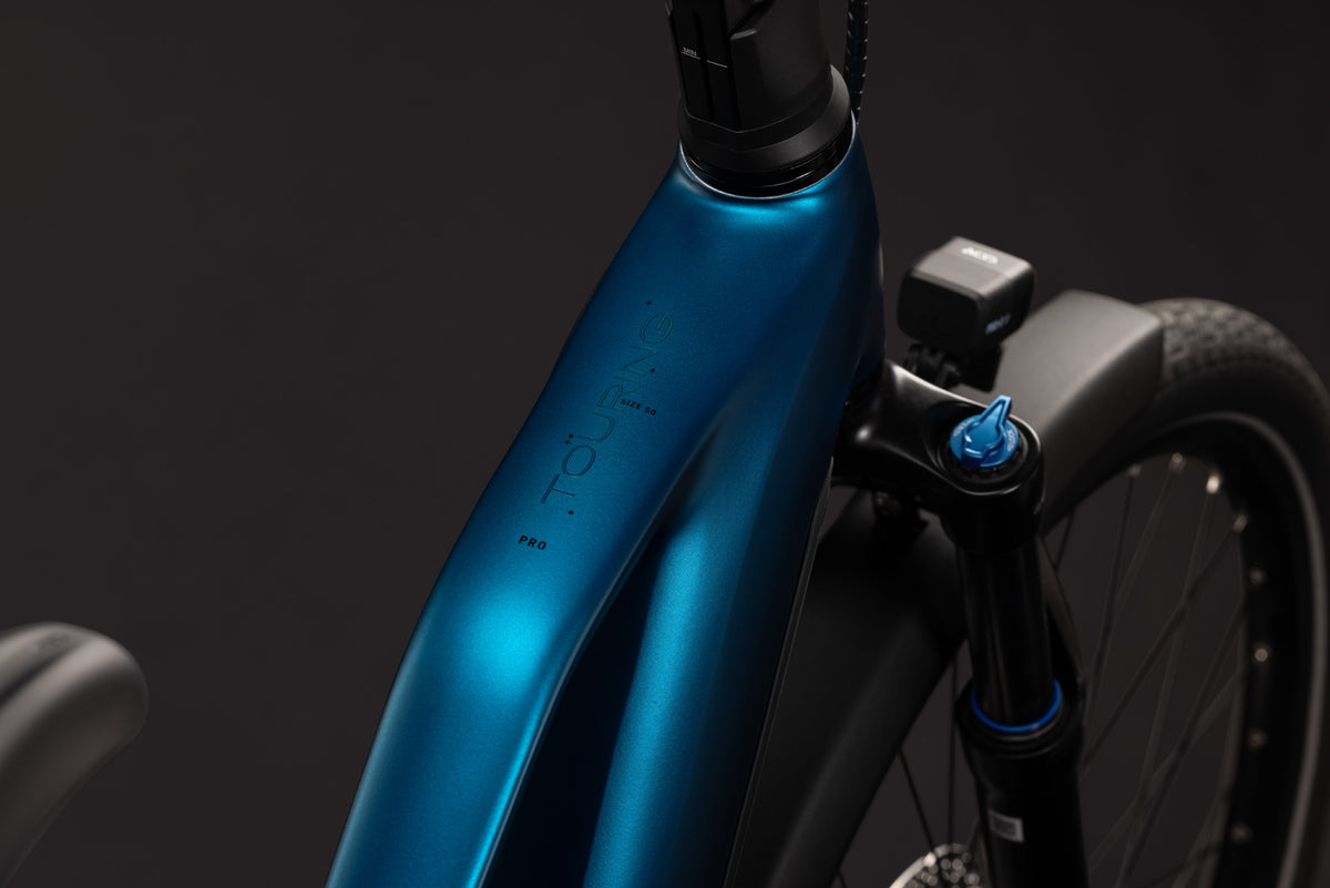 CUBE TOURING HYBRID PRO 800 URBAN eBIKE 2027 ELECTRICBLUE 'N' PRIZM (TRAPEZE)