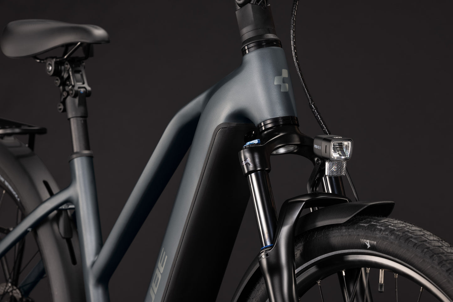 CUBE TOURING HYBRID DELUXE SLX 800 URBAN eBIKE 2027 SLABGREY 'N' CHROME (TRAPEZE)