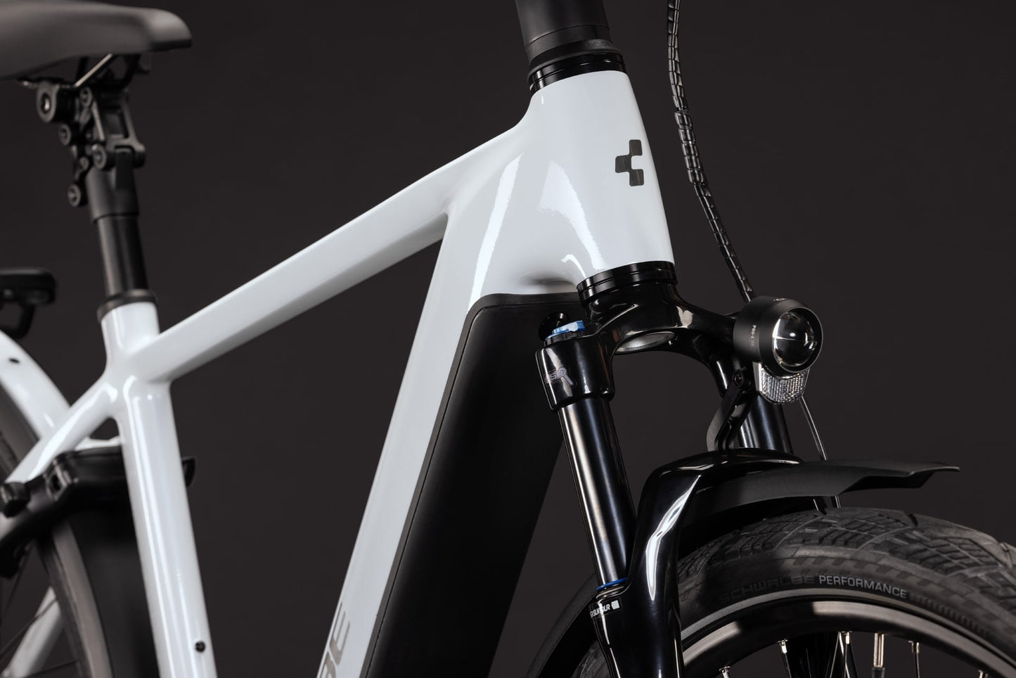 CUBE KATHMANDU HYBRID DELUXE PRO 800 eTOURING BIKE 2027 METALLICWHITE 'N' CHROME