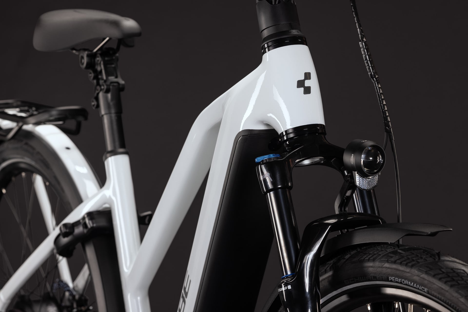 CUBE KATHMANDU HYBRID DELUXE PRO 800 eTOURING BIKE 2027 METALLICWHITE 'N' CHROME (TRAPEZE)
