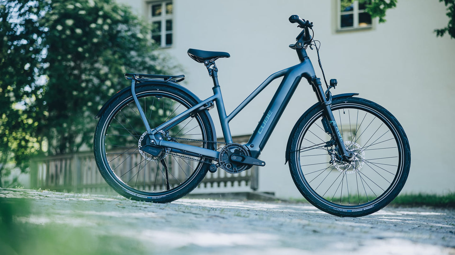 CUBE KATHMANDU HYBRID DELUXE SLX 800 eTOURING BIKE 2027 MINERALBLUE 'N' BLUE (TRAPEZE)
