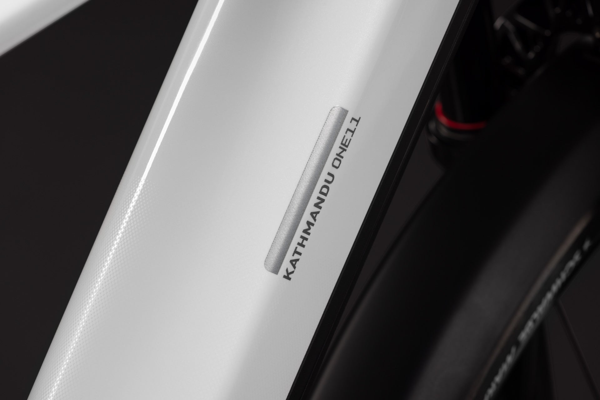 CUBE KATHMANDU HYBRID ONE11 HPC SLX 800 eTOURING BIKE 2027 METALLICWHITE 'N' PRIZM