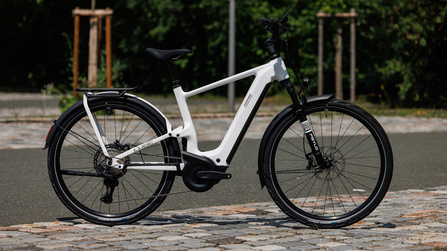 CUBE KATHMANDU HYBRID ONE11 HPC SLX 800 eTOURING BIKE 2027 METALLICWHITE 'N' PRIZM