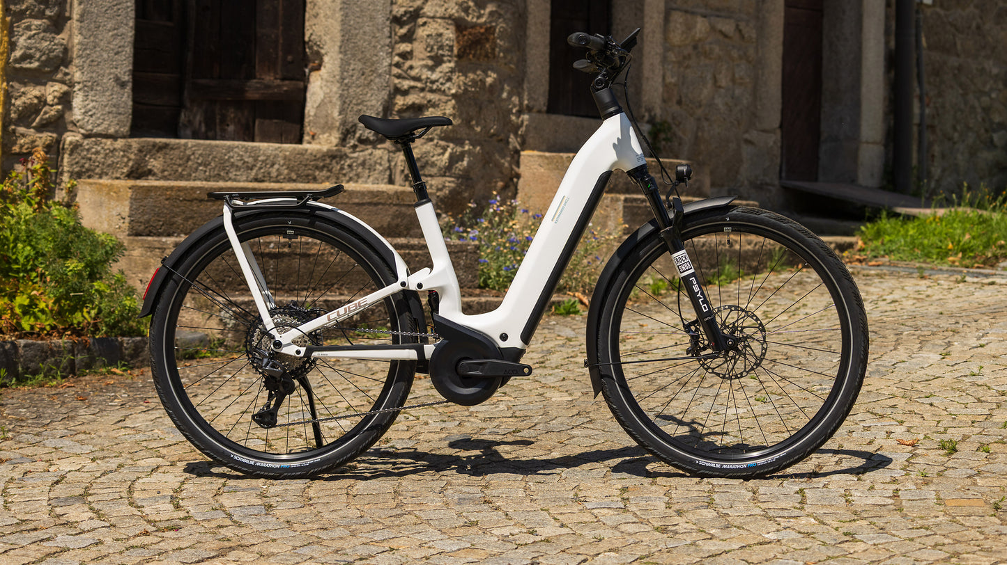 CUBE KATHMANDU HYBRID ONE11 HPC SLX 800 eTOURING BIKE 2027 METALLICWHITE 'N' PRIZM (EASY ENTRY)