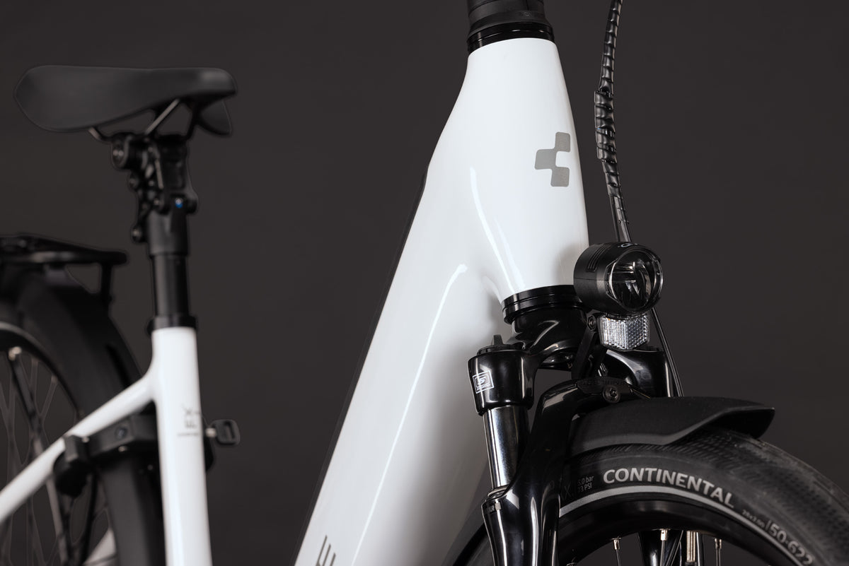 CUBE SUPREME RT HYBRID COMFORT EX 600 URBAN eBIKE 2027 METALLICWHITE 'N' REFLEX (EASY ENTRY)