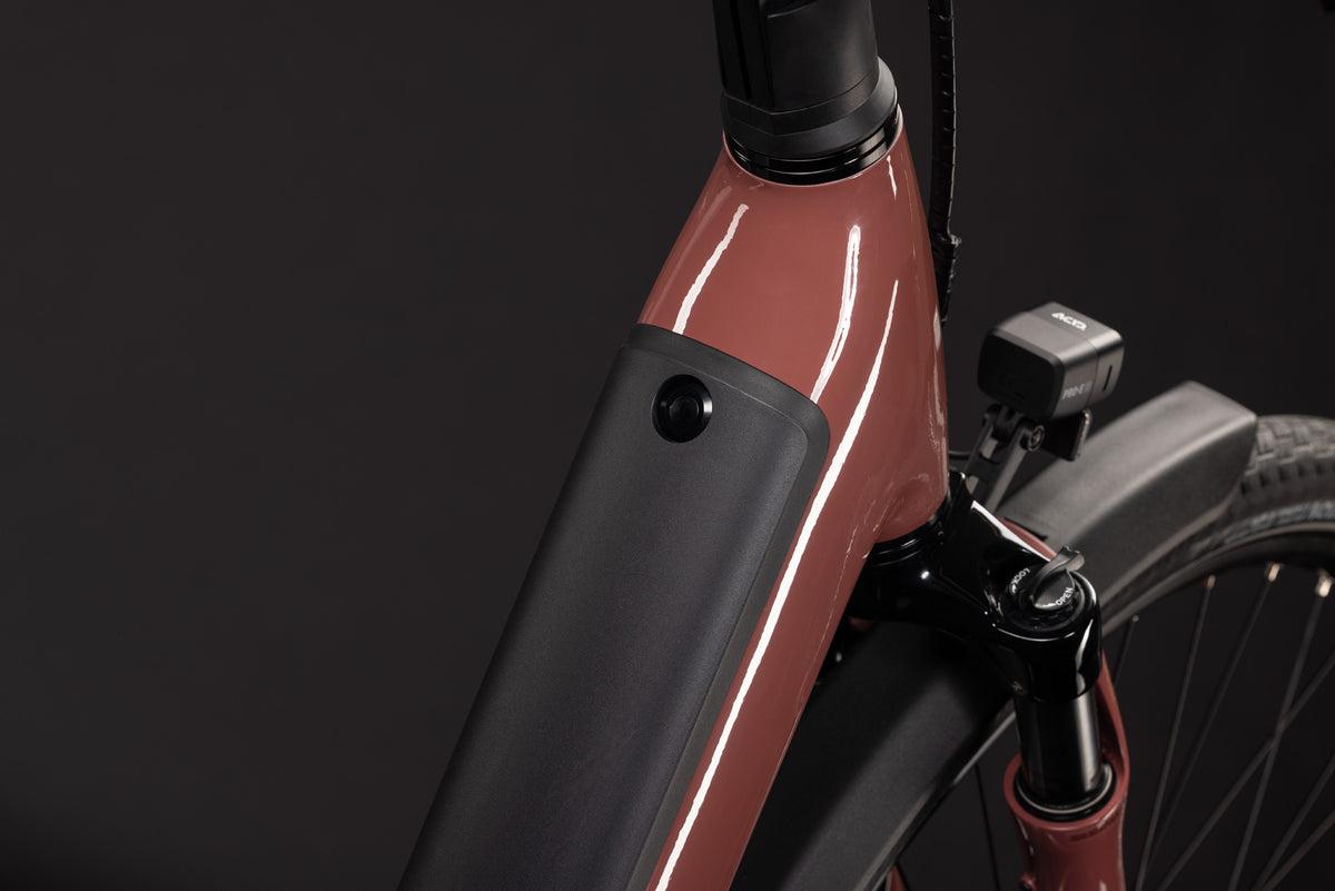 CUBE SUPREME HYBRID COMFORT PRO 600 URBAN eBIKE 2027 BURGUNDY 'N' CLARET (EASY ENTRY)
