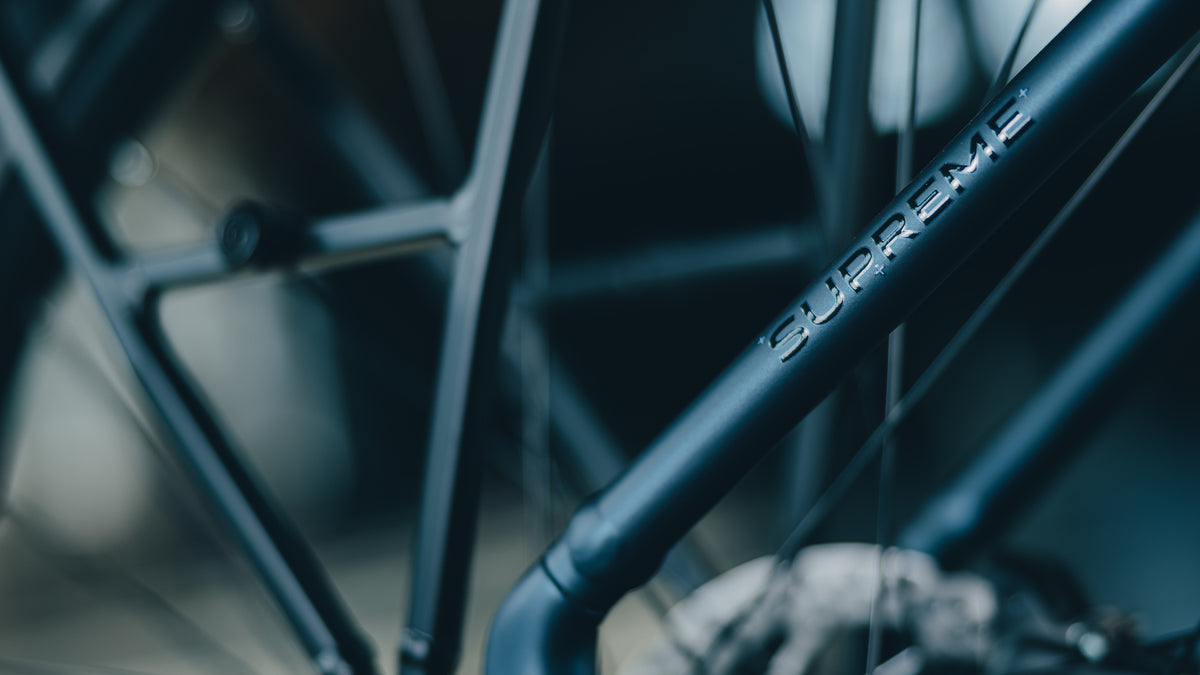 CUBE SUPREME HYBRID DELUXE ONE 600 URBAN eBIKE 2027 NAVYBLACK 'N' BLACK (EASY ENTRY)