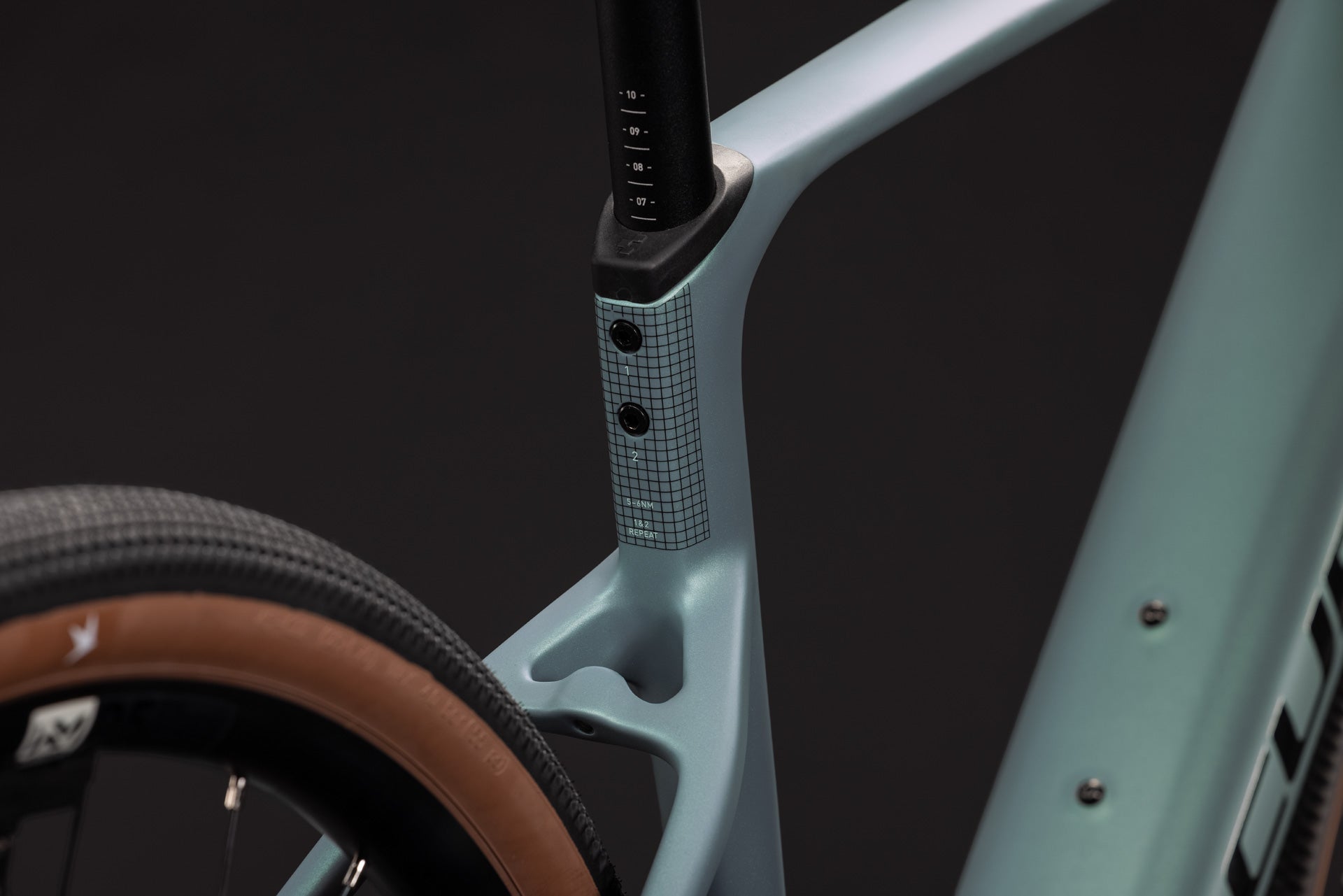 CUBE NULANE HYBRID RACE 400X eGRAVEL BIKE 2027 SEAGREY 'N' BLACK