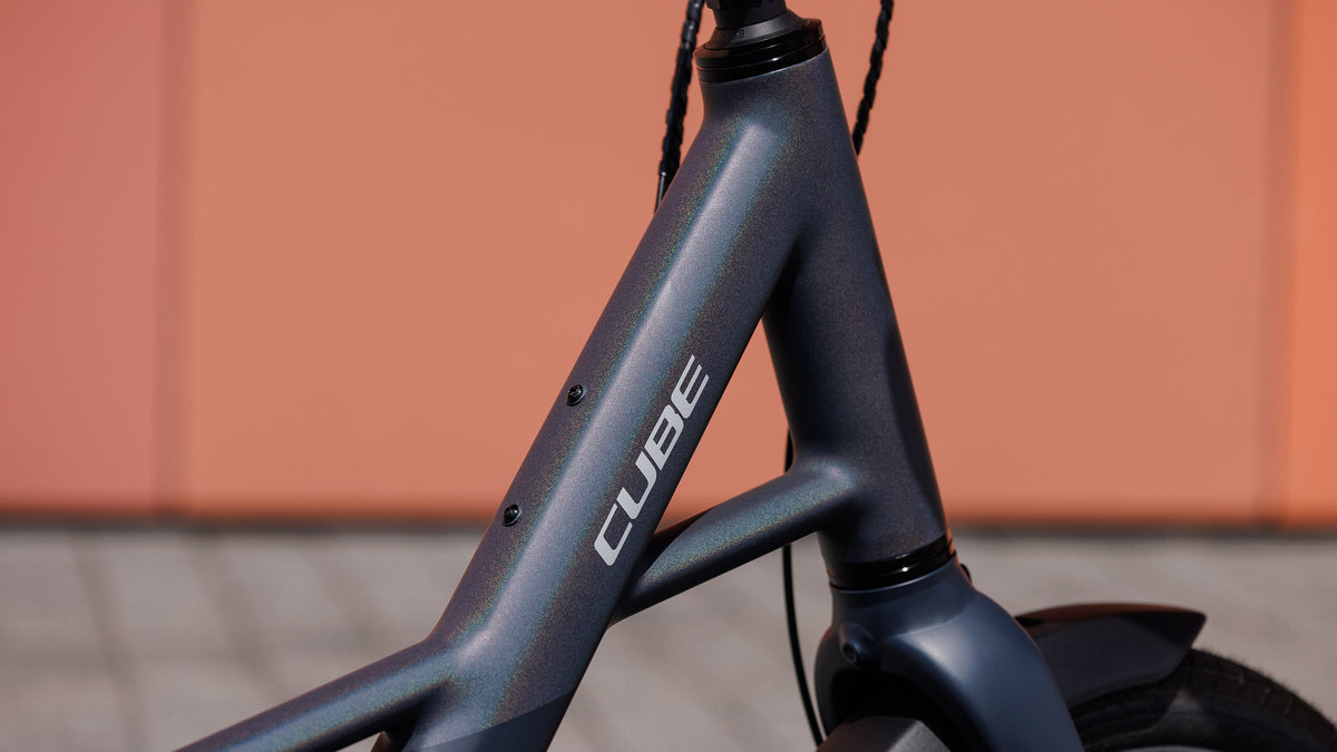 CUBE COMPACT HYBRID DELUXE 540 eBIKE 2027 NIGHTSKY 'N' GREY