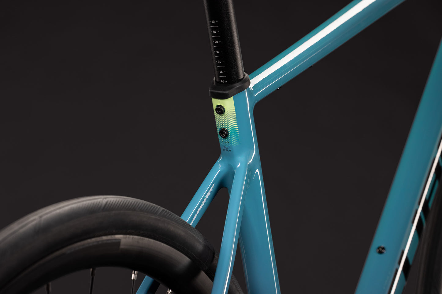 CUBE ATTAIN PRO ROAD BIKE 2027 SURFBLUE 'N' BLUE