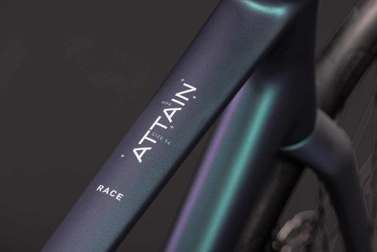 CUBE ATTAIN RACE ROAD BIKE 2027 SMARAGDGREY 'N' WHITE