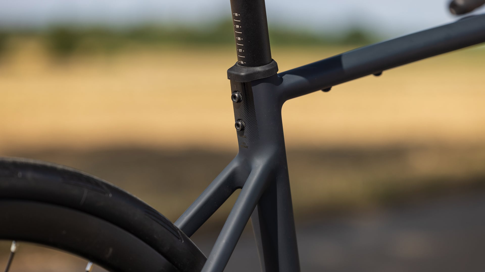 CUBE ATTAIN SLX ROAD BIKE 2027 BLACK 'N' CHROME