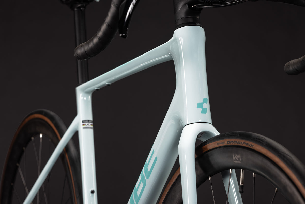 CUBE ATTAIN C:62 RACE ROAD BIKE 2027 FROSTYMINT 'N' MINT