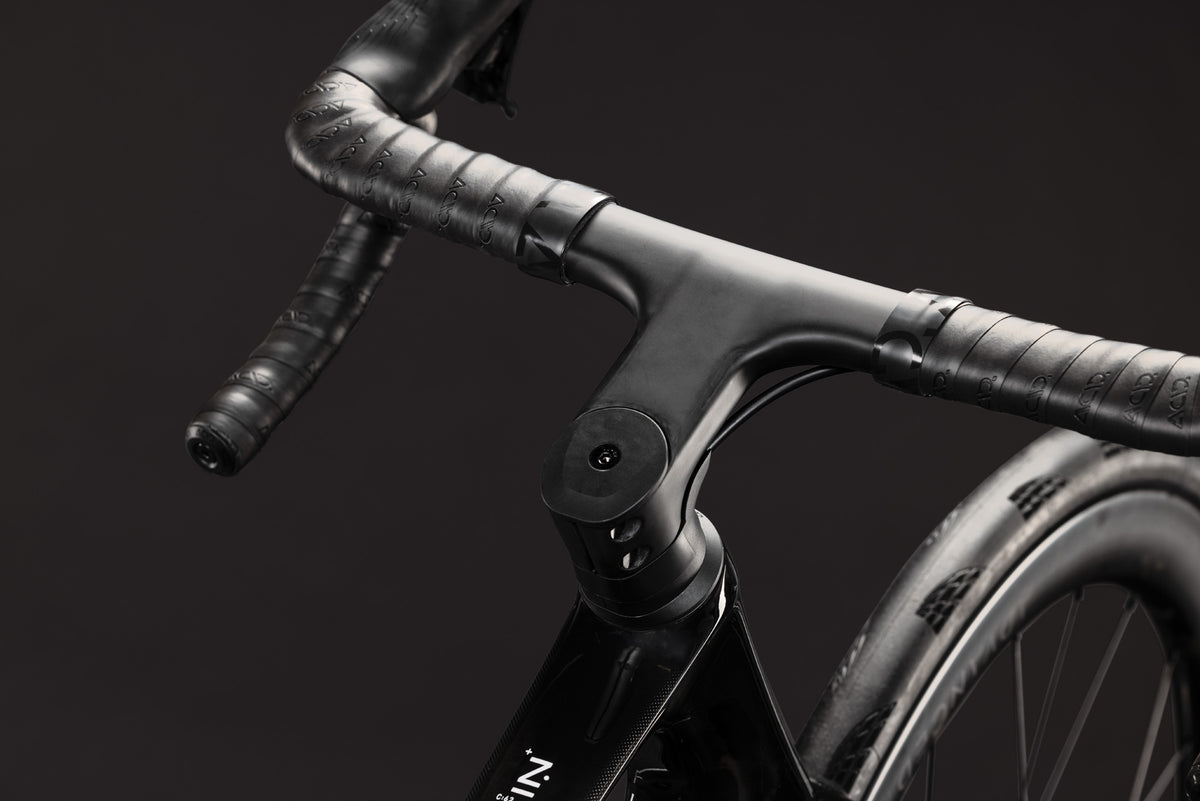 CUBE ATTAIN C:62 SLT ROAD BIKE 2027 CARBON 'N' WHITE