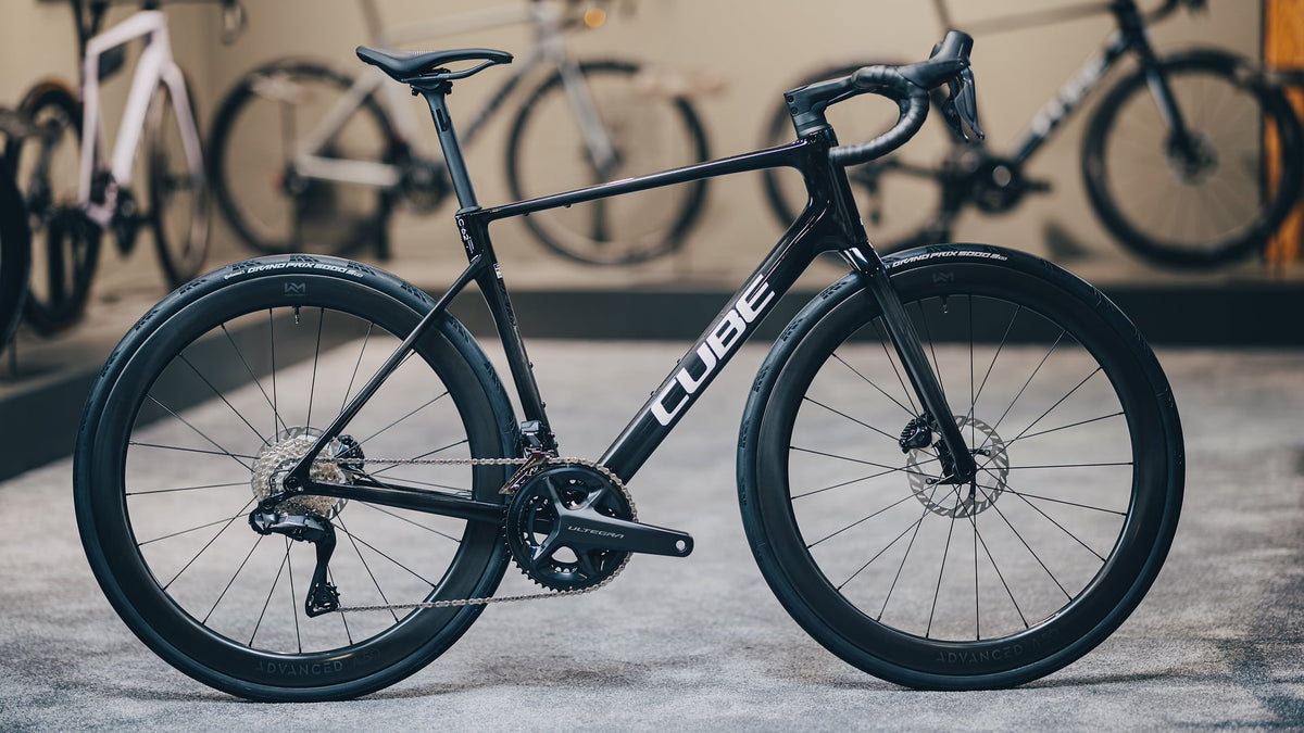 CUBE ATTAIN C:62 SLT ROAD BIKE 2027 CARBON 'N' WHITE