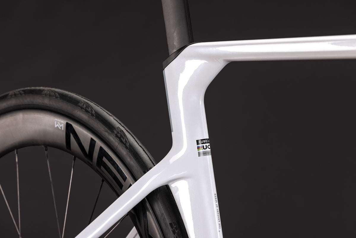 CUBE LITENING AERO C:68X PRO ROAD BIKE 2027 CHALKY 'N' BLACK