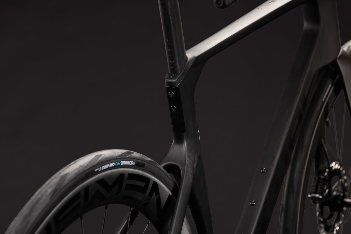 CUBE LITENING AERO C:68X RACE ROAD BIKE 2027 CARBON 'N' CHROME