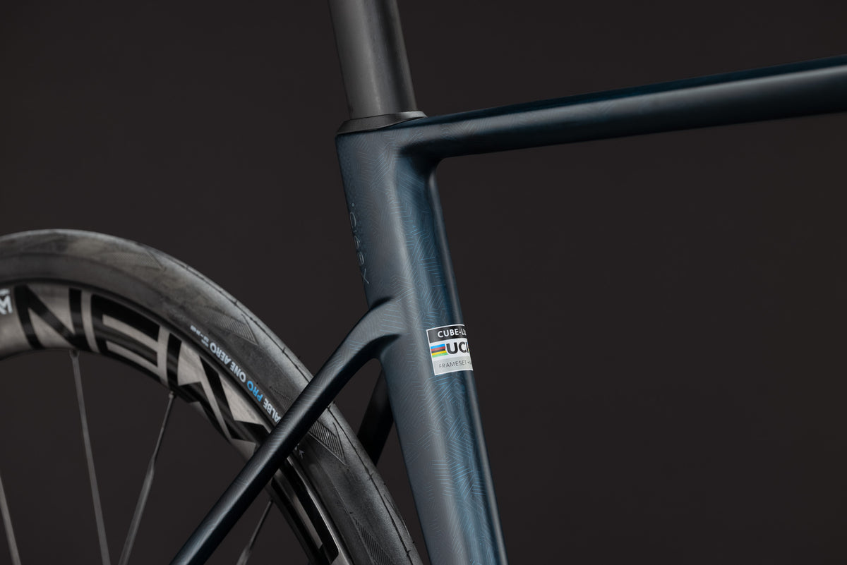 CUBE LITENING AIR C:68X SLX ROAD BIKE 2027 LIQUIDBLUE 'N' CRISSCROSS